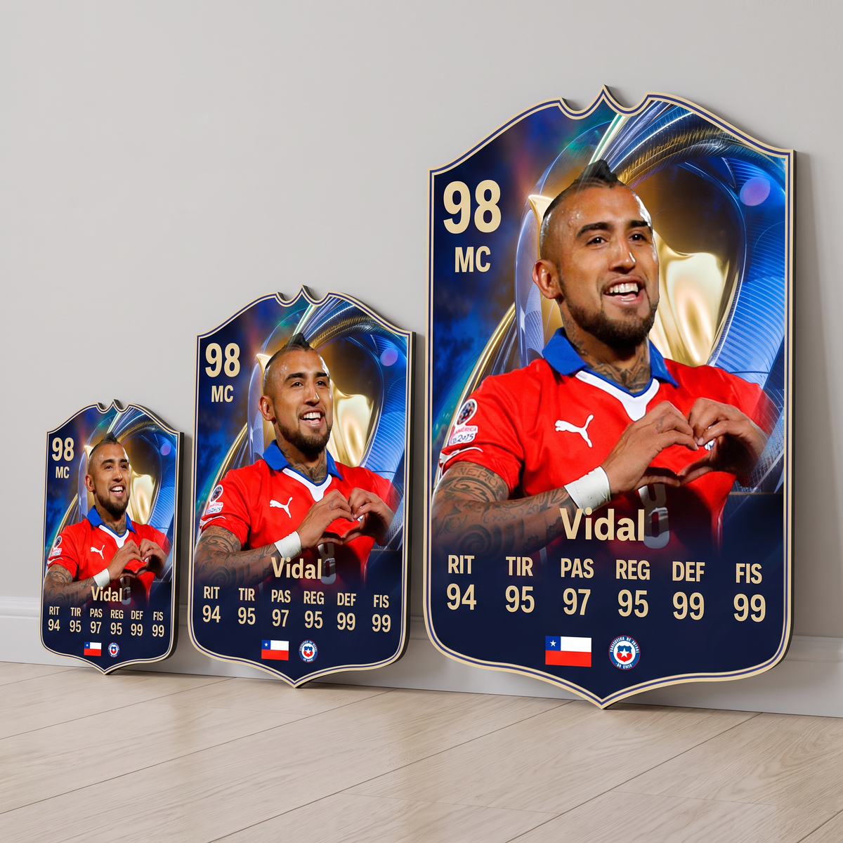 Carta Arturo Vidal TOTS FC26 en tamaños Cadete, Profesional y Leyenda