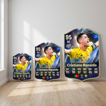 Carta Cristiano Ronaldo TOTS FC26 en tamaños Cadete, Profesional y Leyenda