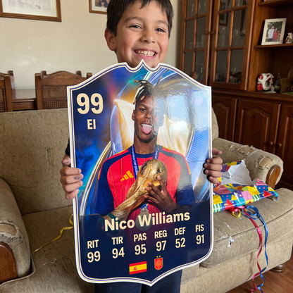 Carta Nico Williams TOTS FC26 de regalo para un niño