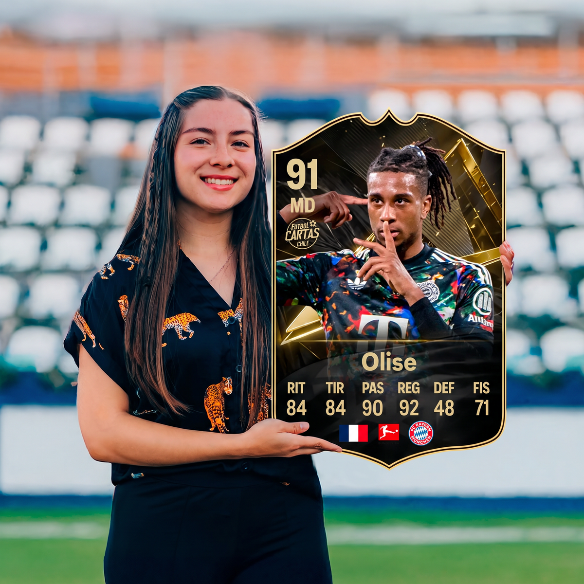 Carta Michael Olise TOTW FC27 sostenida en un estadio