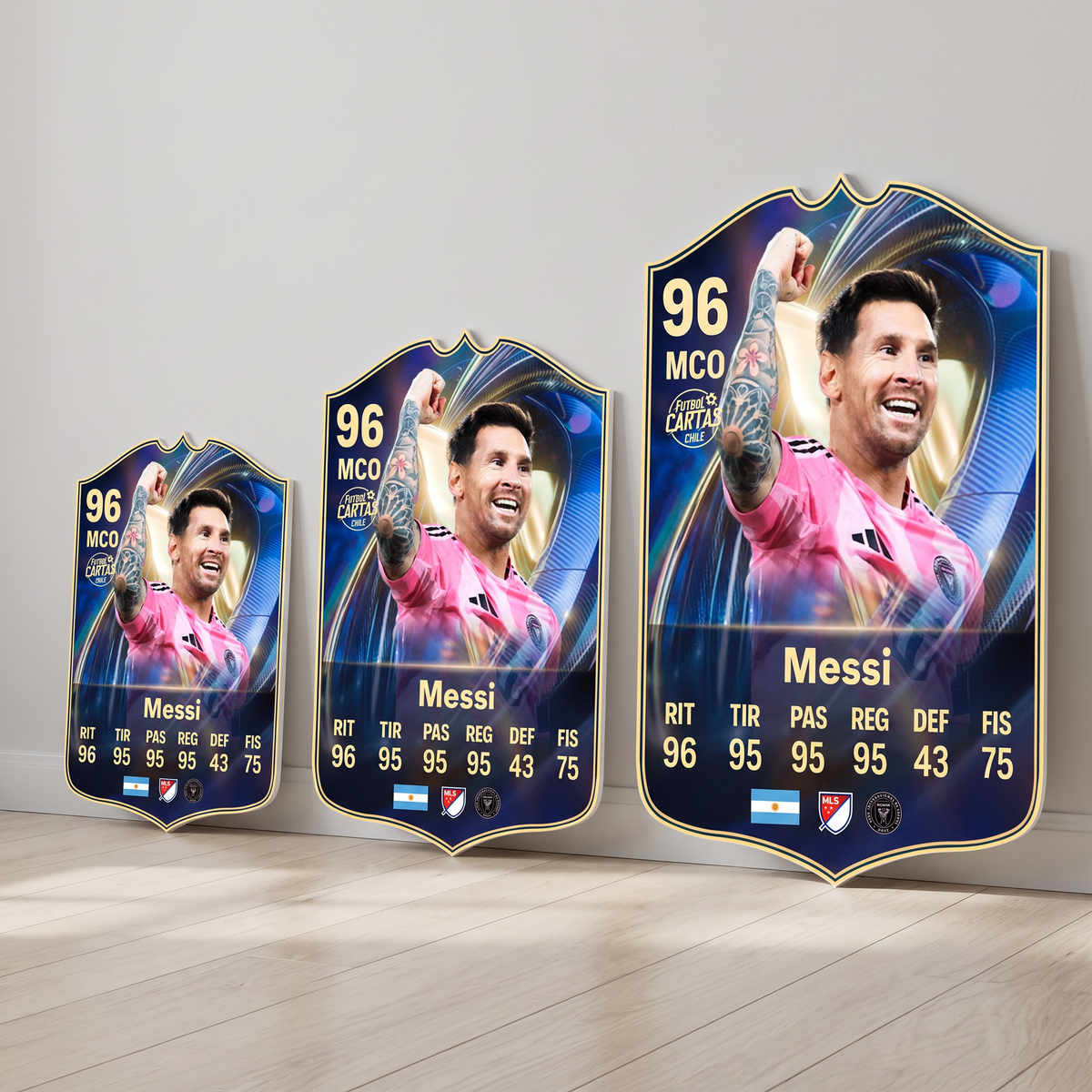 Carta Messi TOTS FC26 en tamaños Cadete, Profesional y Leyenda