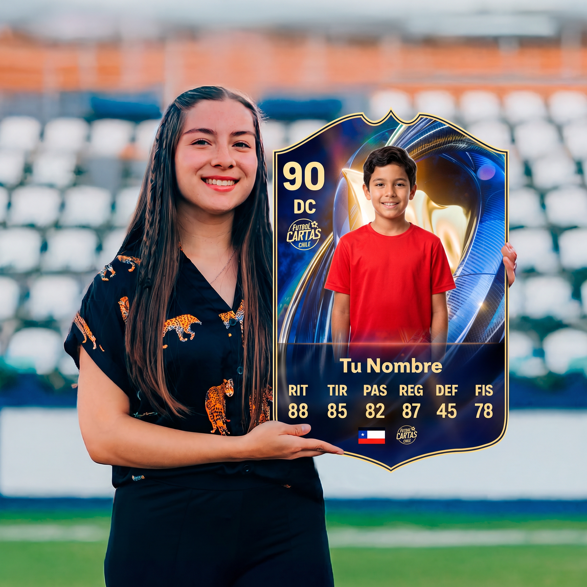 Chica sosteniendo su carta personalizada Team of the Season FC26 en el estadio