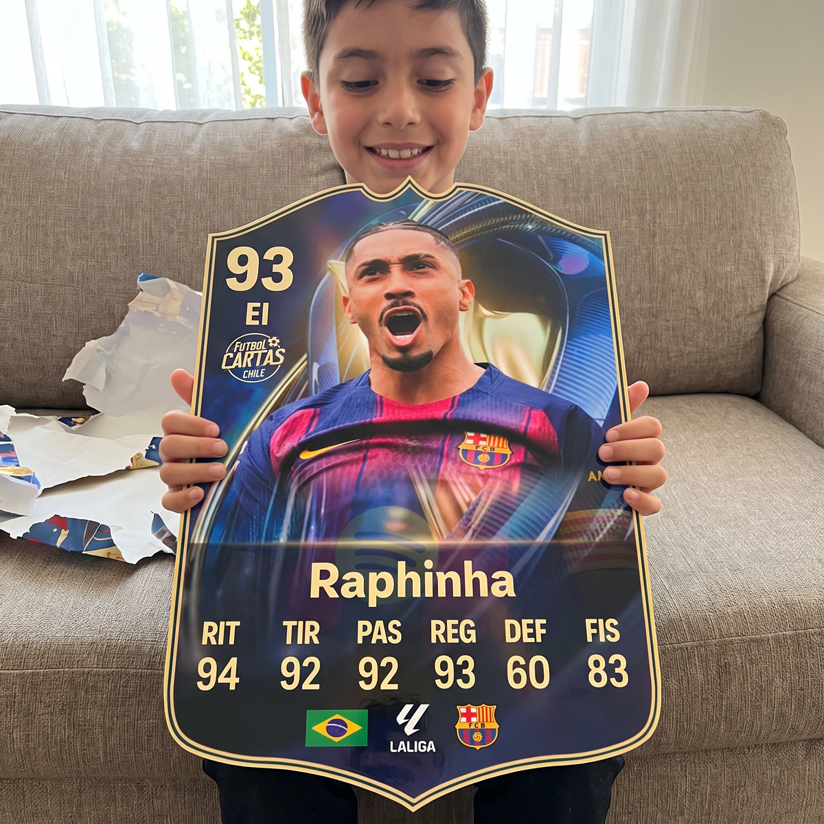 Carta Raphinha TOTS FC26 de regalo para un niño