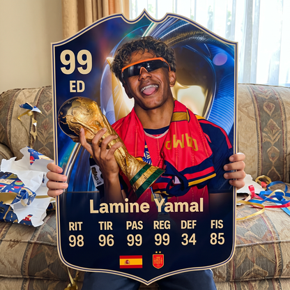 Carta Lamine Yamal TOTS FC26 de regalo para un niño
